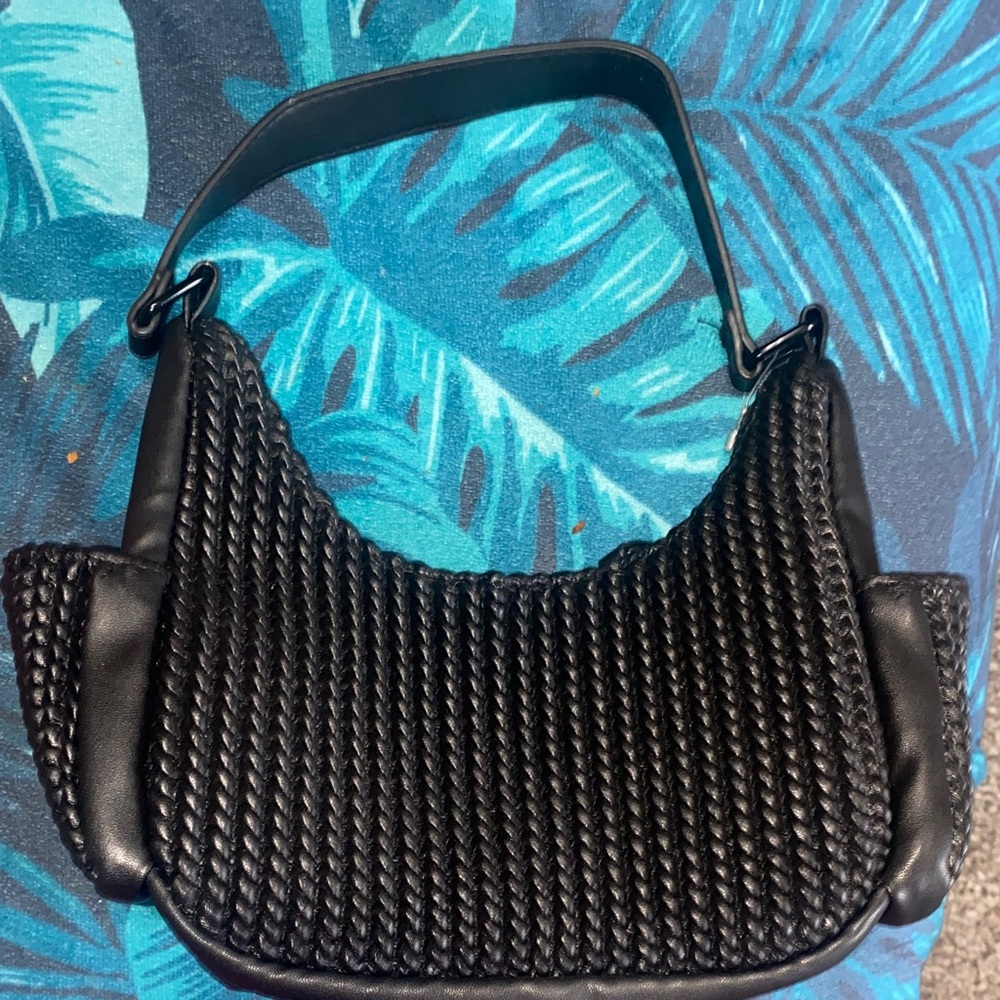 Elegant Black Woven Women's Bag